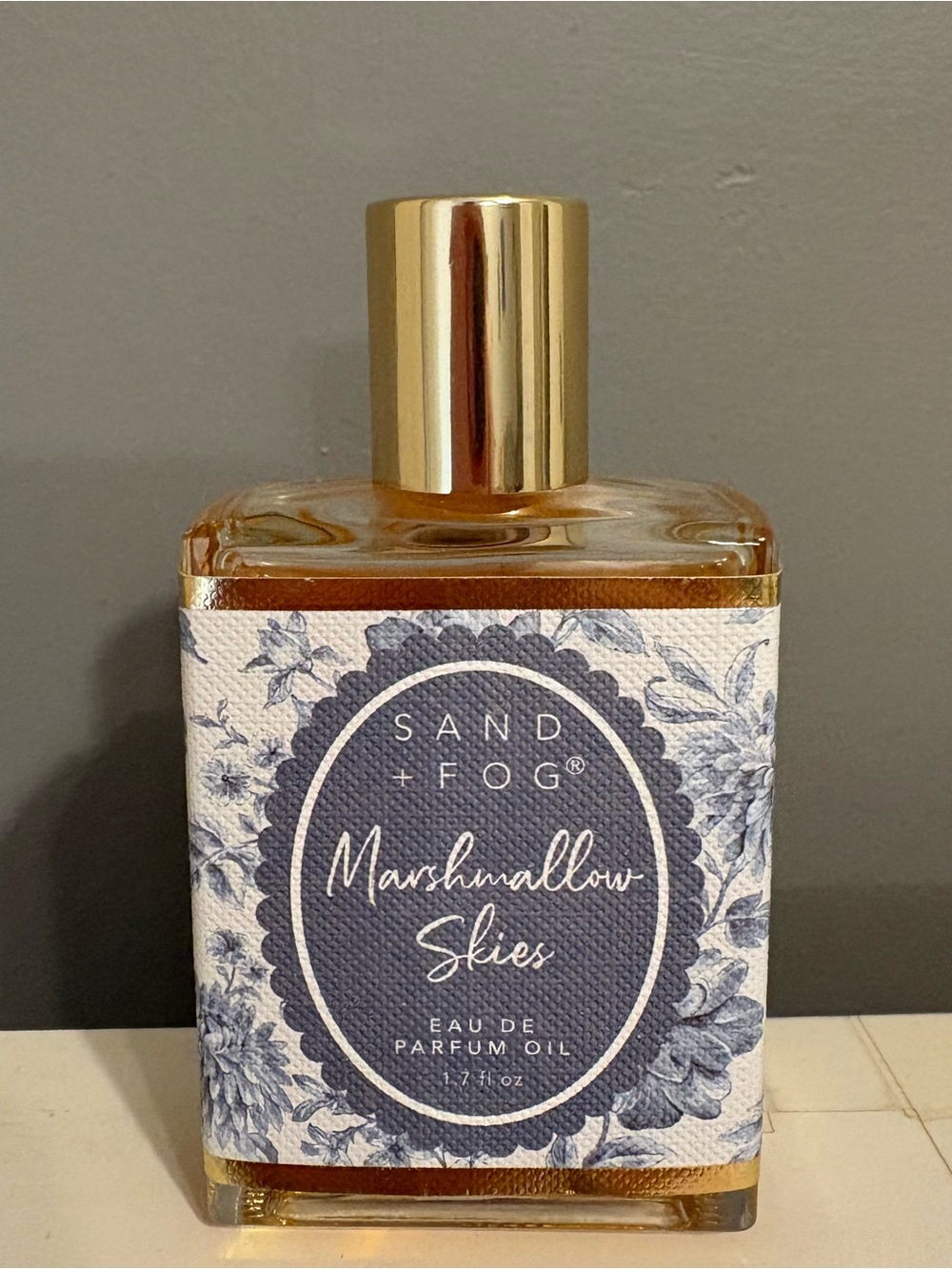 Sand + Fog Marshmallow Skies Eau de Parfum Oil - Light Blue